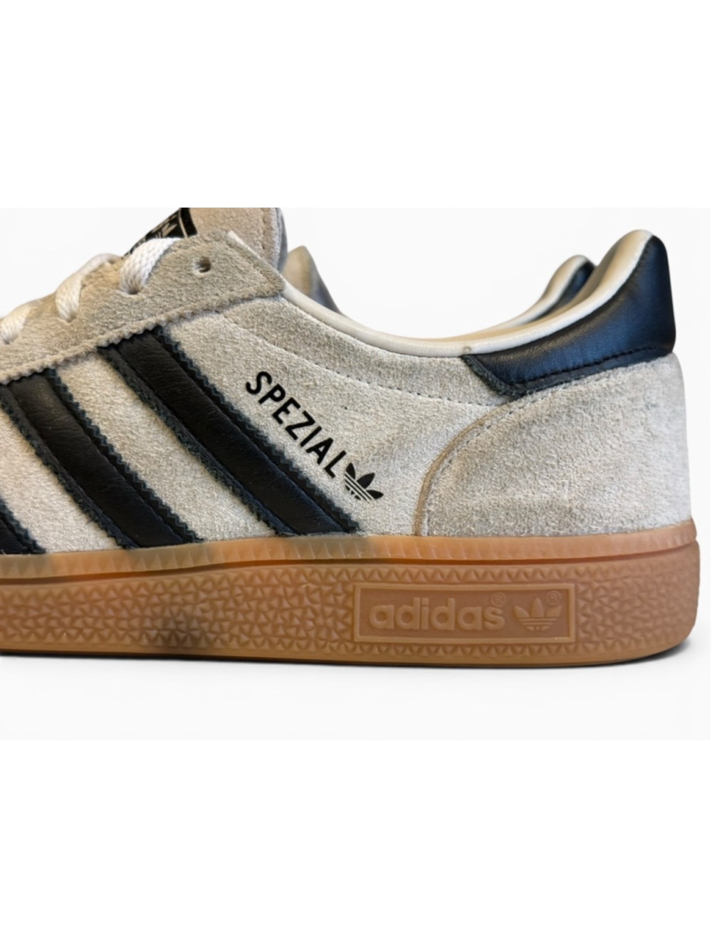 Adidas Handball Spezial Sneakers Beige Black Gum Suede Men’s US 8.5 IF6562 - Picture 3 of 10